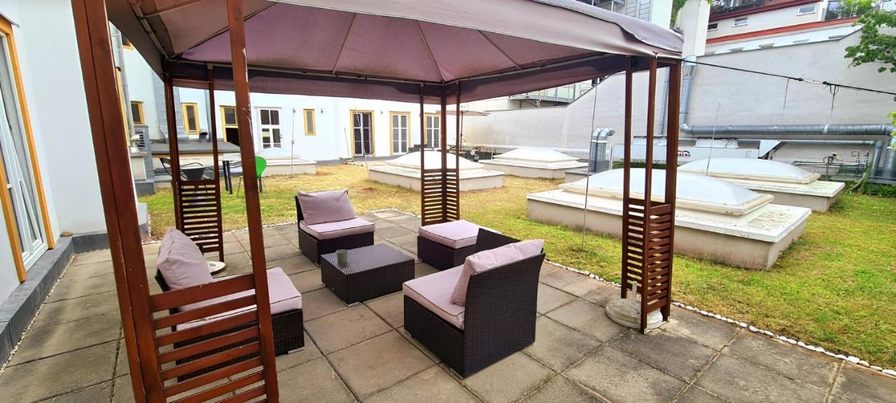Comfortable, Specious Apartment With Inner Garden- Marzstrasse Apartments Βιέννη Εξωτερικό φωτογραφία
